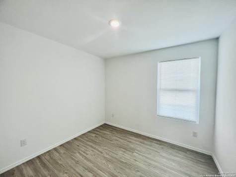 2906 Millikan Drive Converse TX 78109