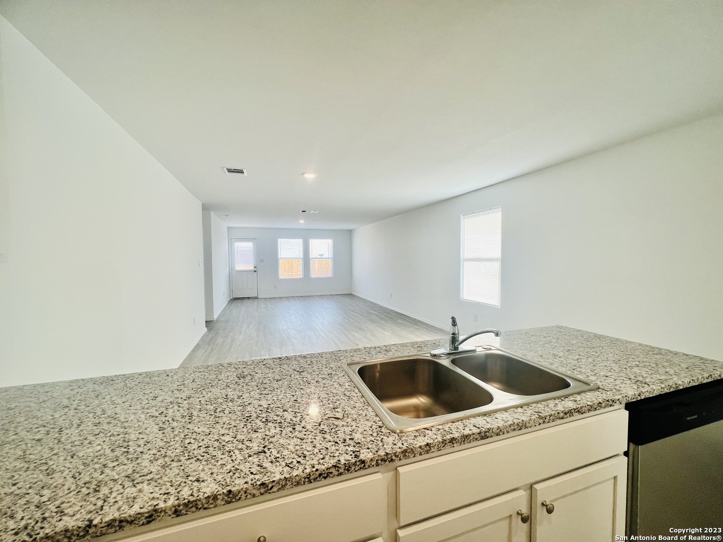 2906 Millikan Drive Converse TX 78109