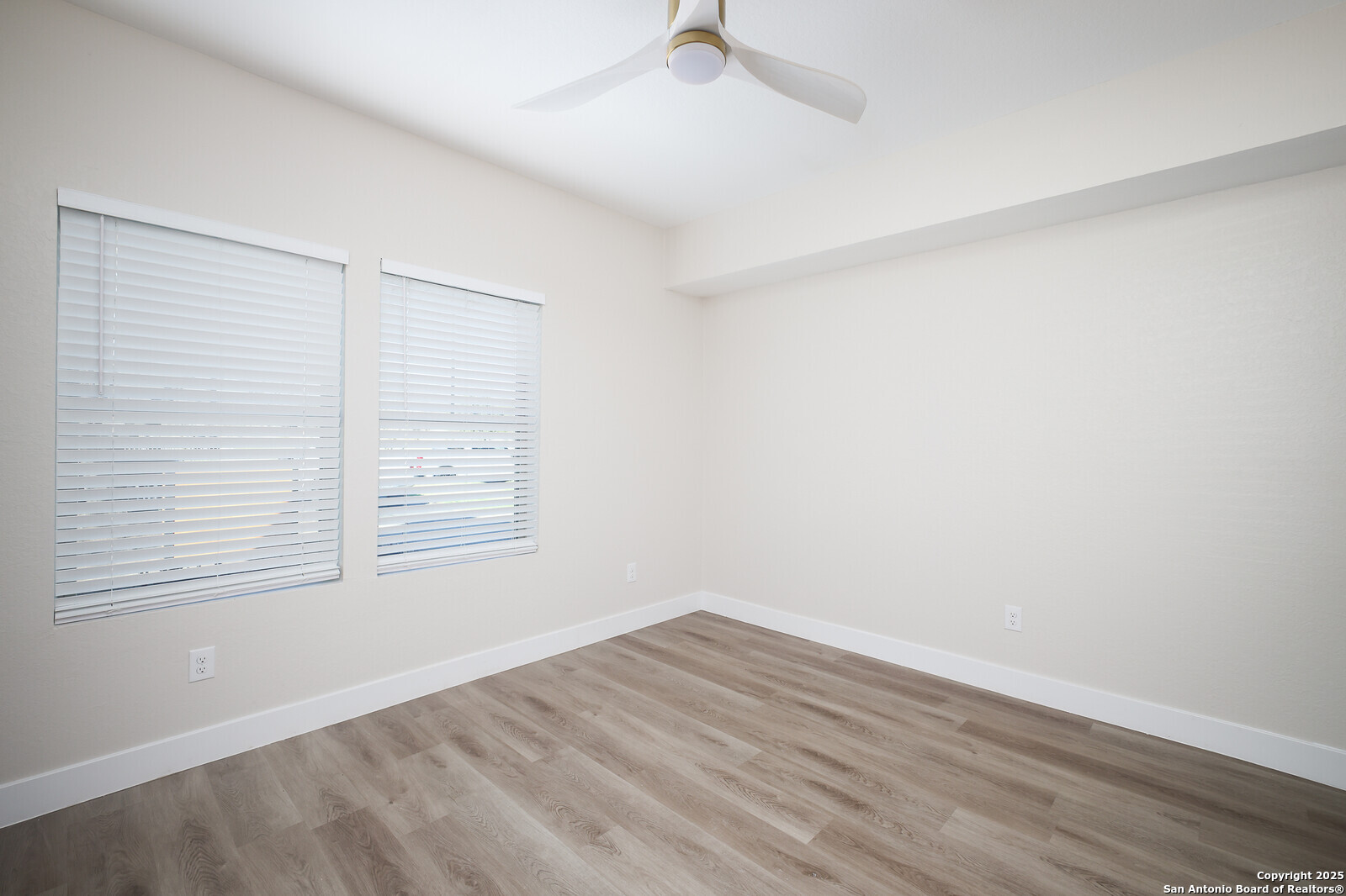 1644 Mistletoe San Antonio TX 78201