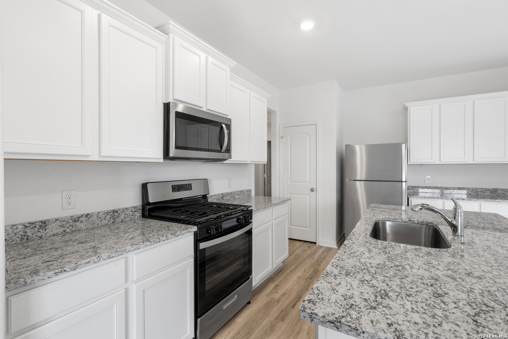 15227 Telfaire Meadow Von Ormy TX 78073