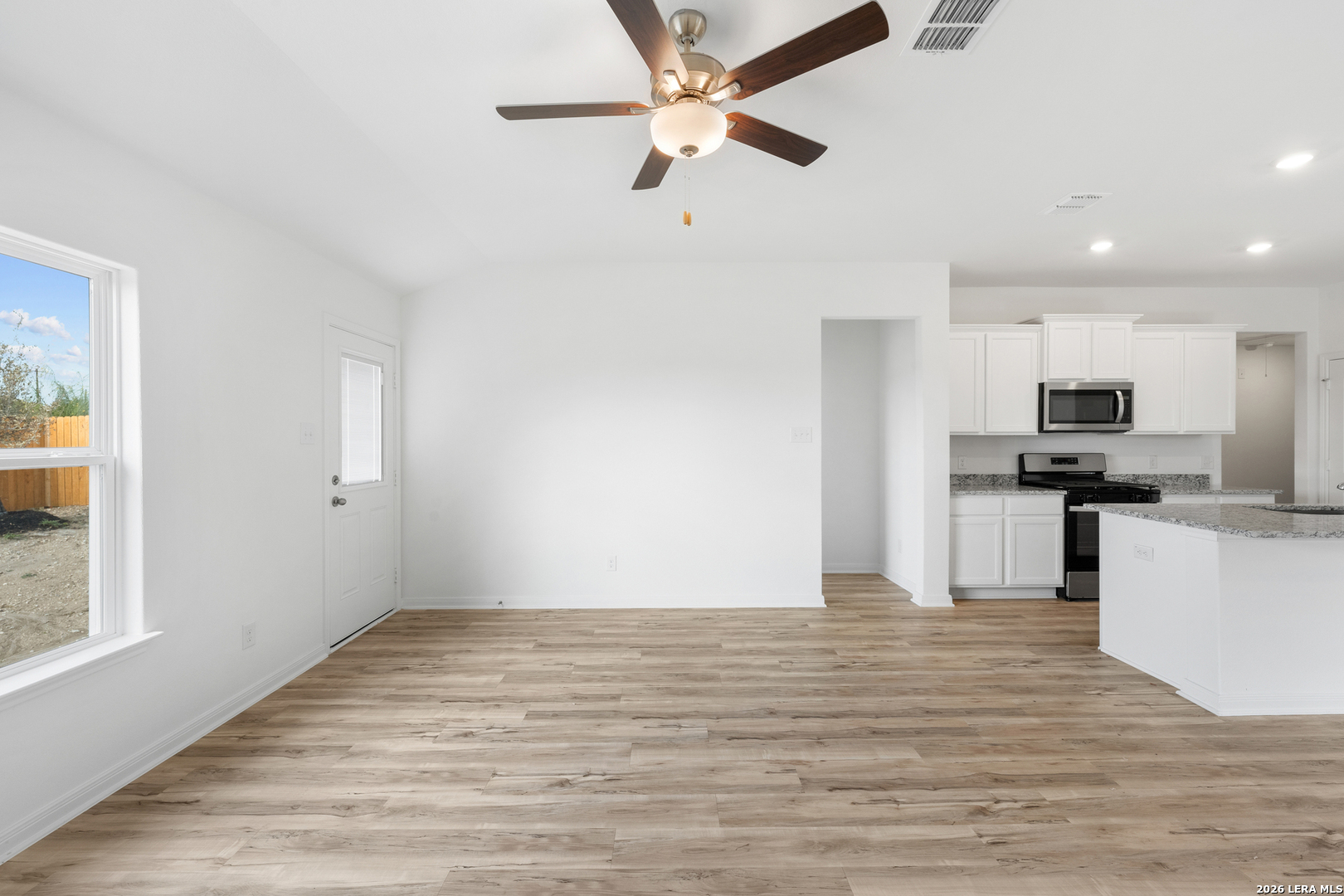 15227 Telfaire Meadow Von Ormy TX 78073
