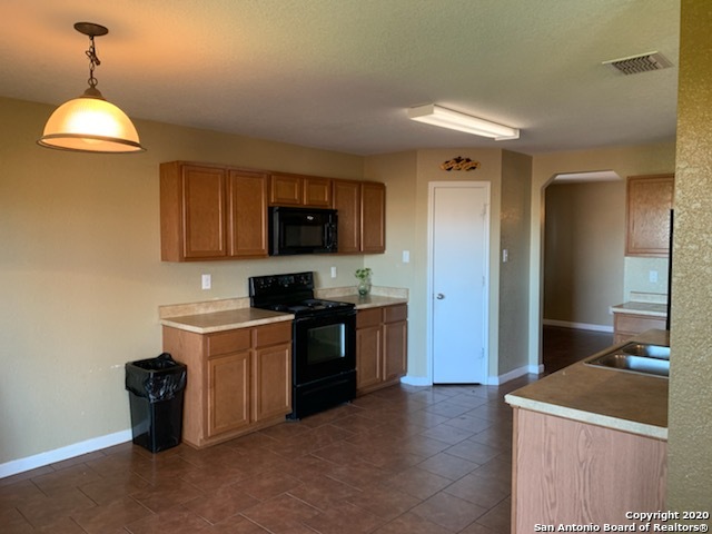 16626 Clydesdale Run Selma TX 78154