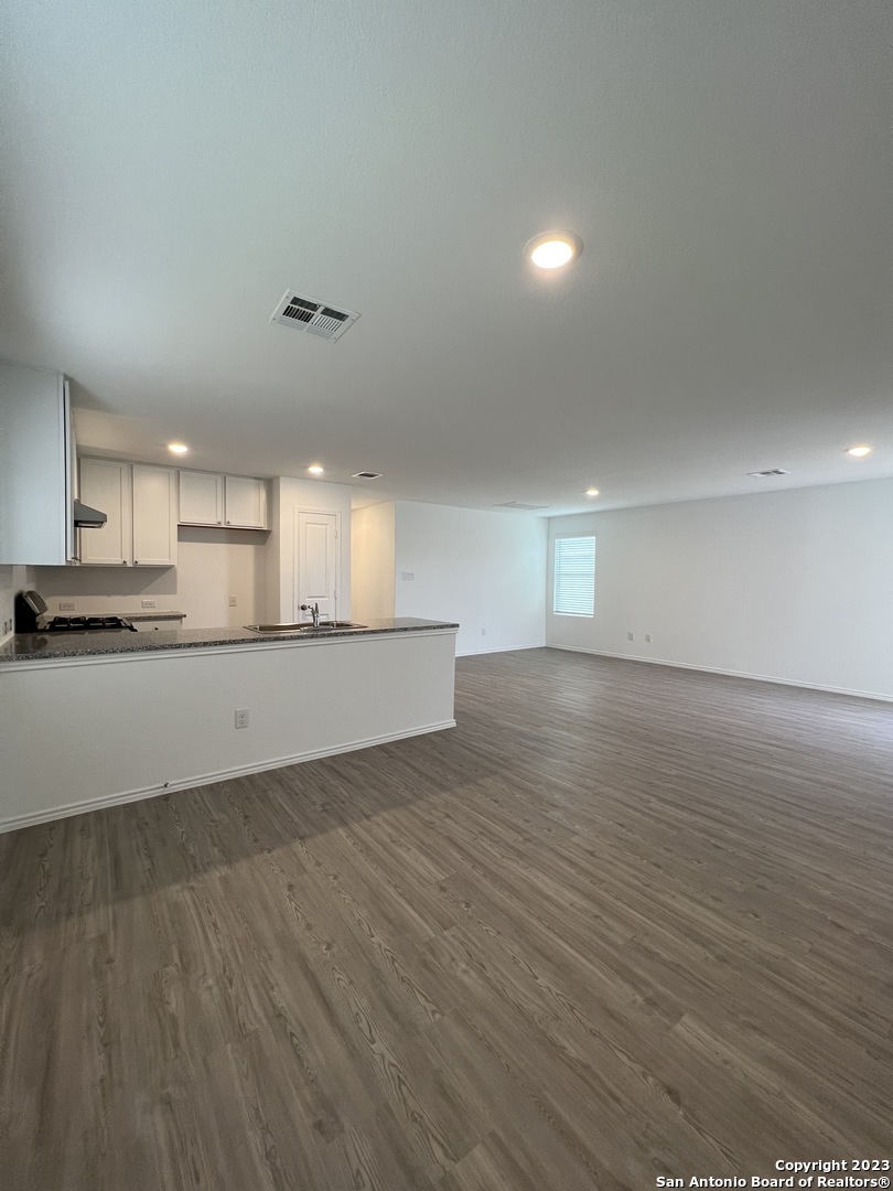 7246 Plow Run San Antonio TX 78252