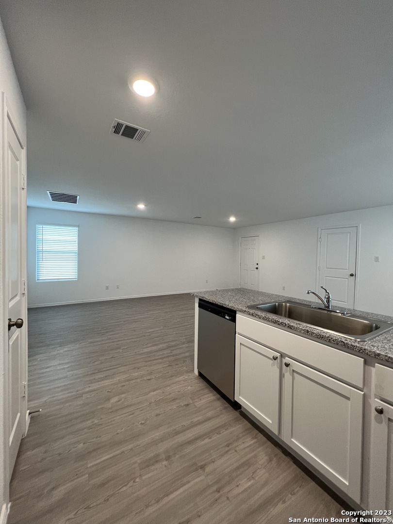 7246 Plow Run San Antonio TX 78252