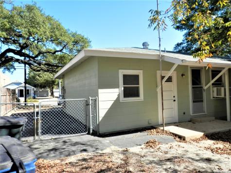 555 N Union Avenue New Braunfels TX 78130