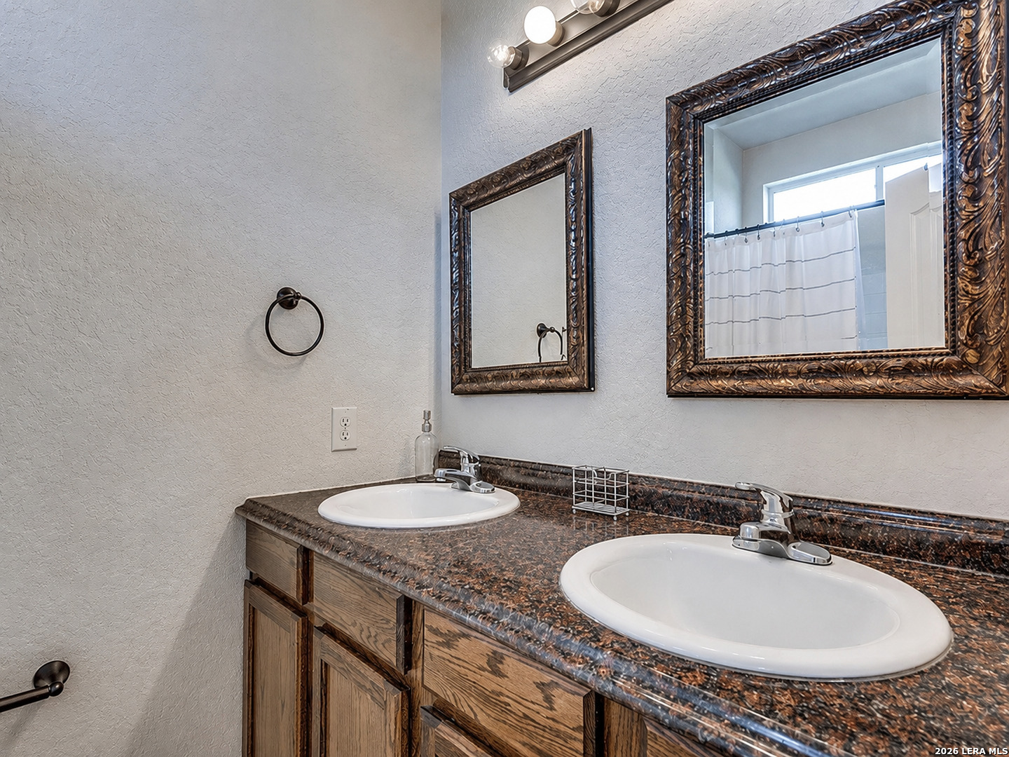 1271 E Common Street New Braunfels TX 78130