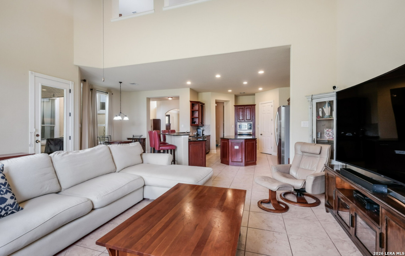 18211 Branson Falls San Antonio TX 78255