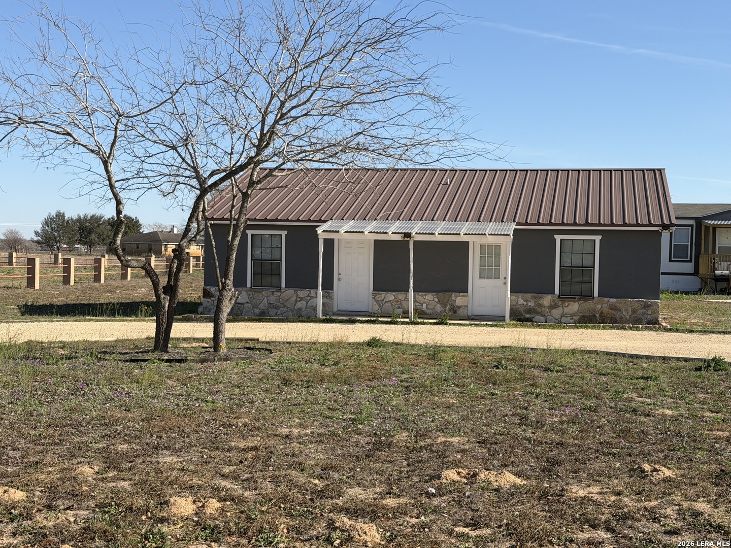 268 County Road 341 La Vernia TX 78121