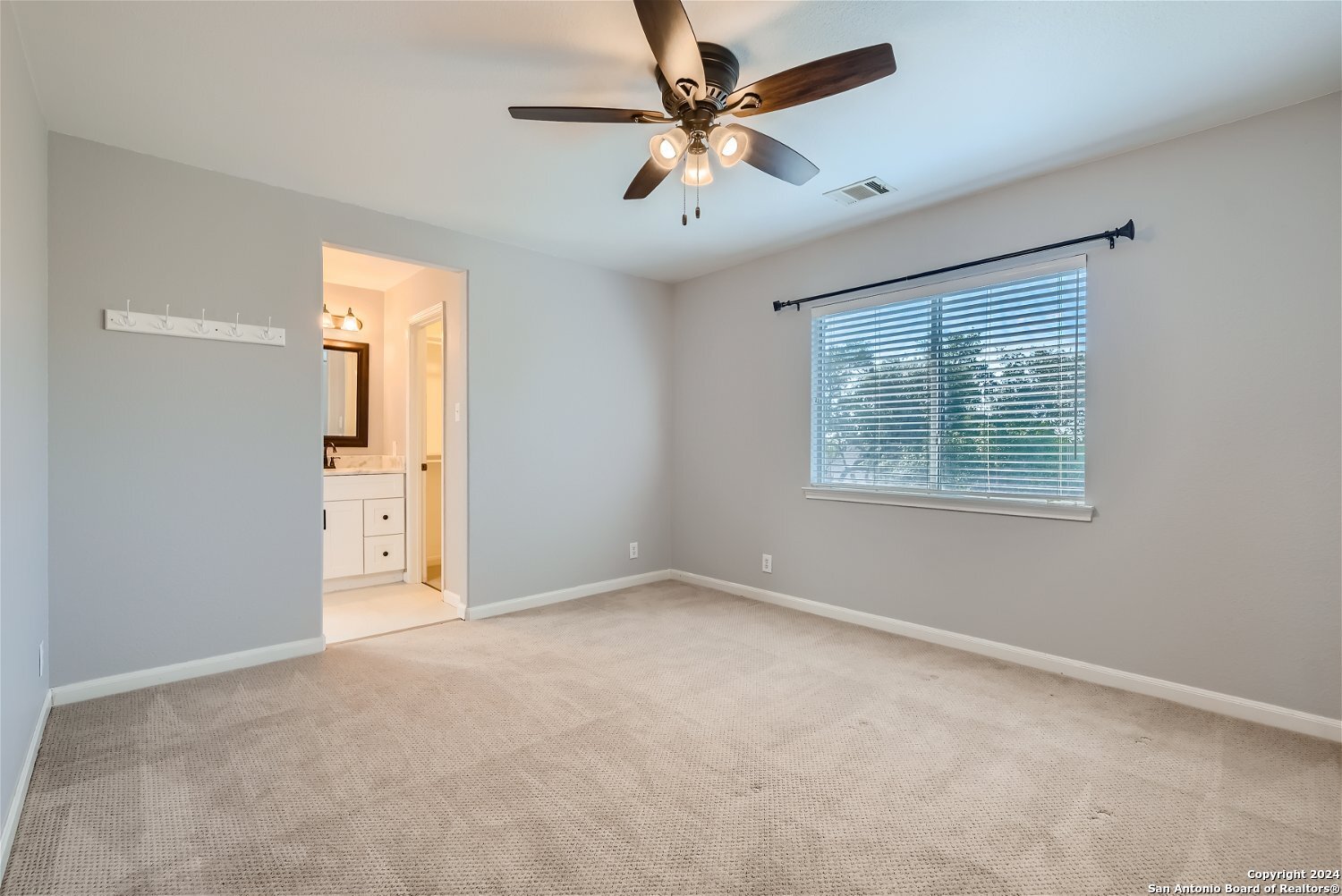 1754 Heavens Peak San Antonio TX 78258
