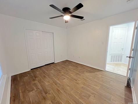 2119 Mobeetie Trail San Antonio TX 78245