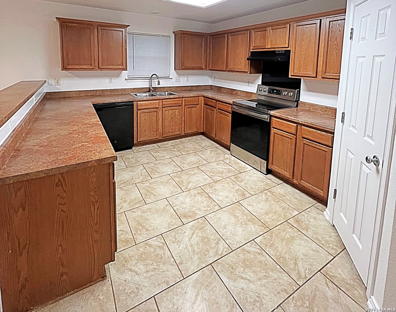 2119 Mobeetie Trail San Antonio TX 78245