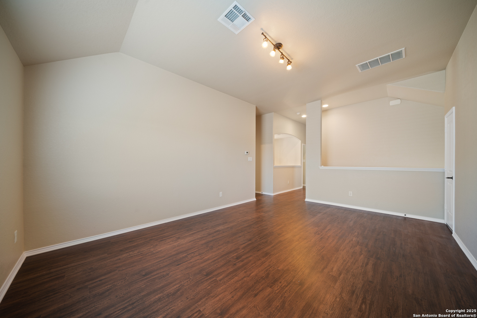 417 Cattle Cibolo TX 78108