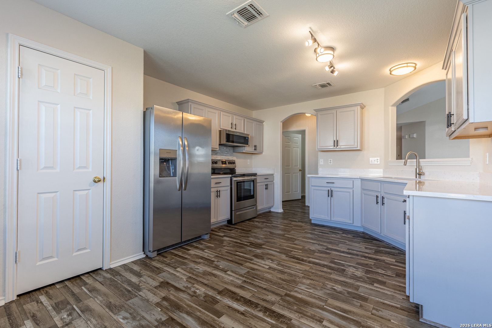 7623 Bismarck Lake Converse TX 78109