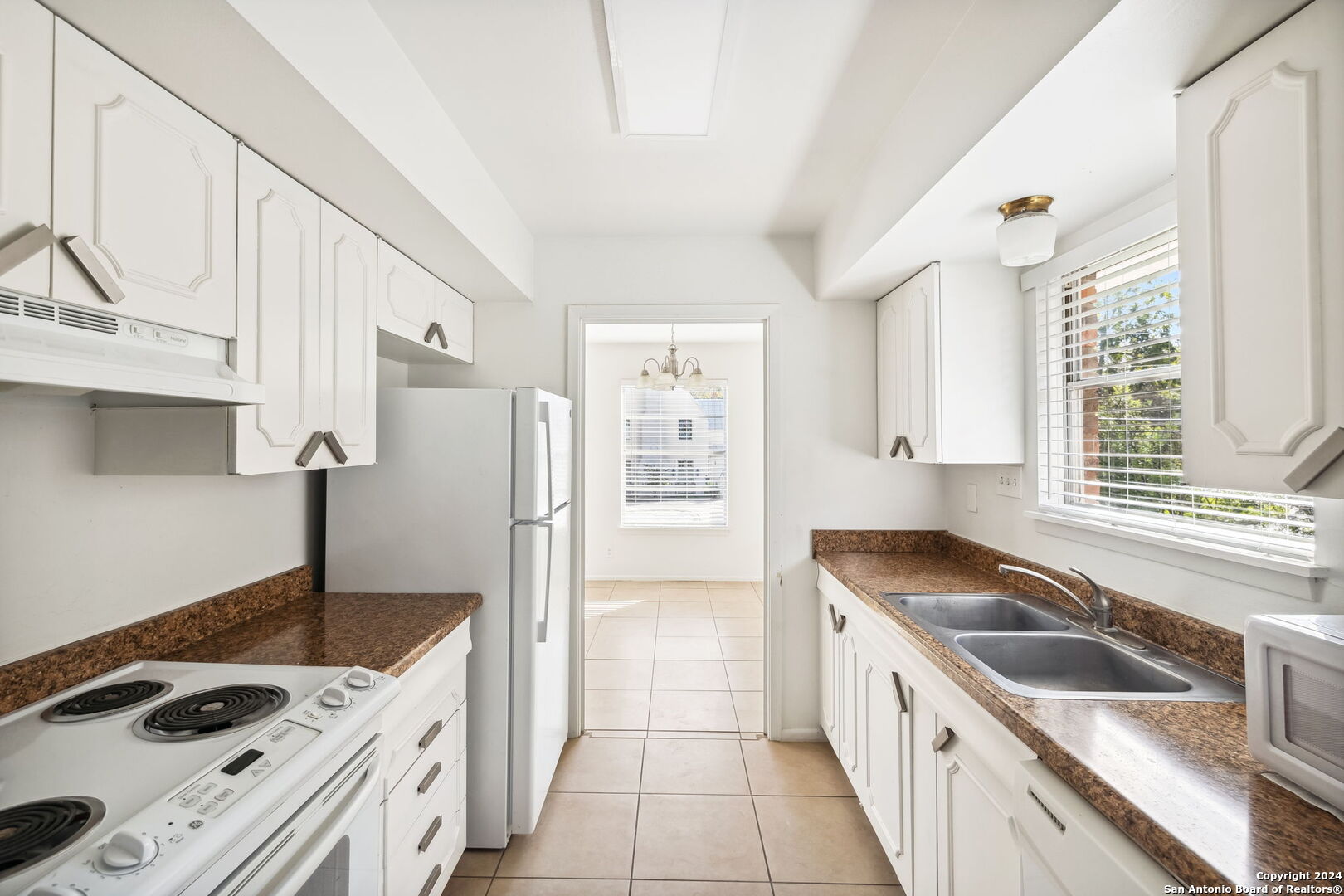 509 E Olmos Drive Olmos Park TX 78212