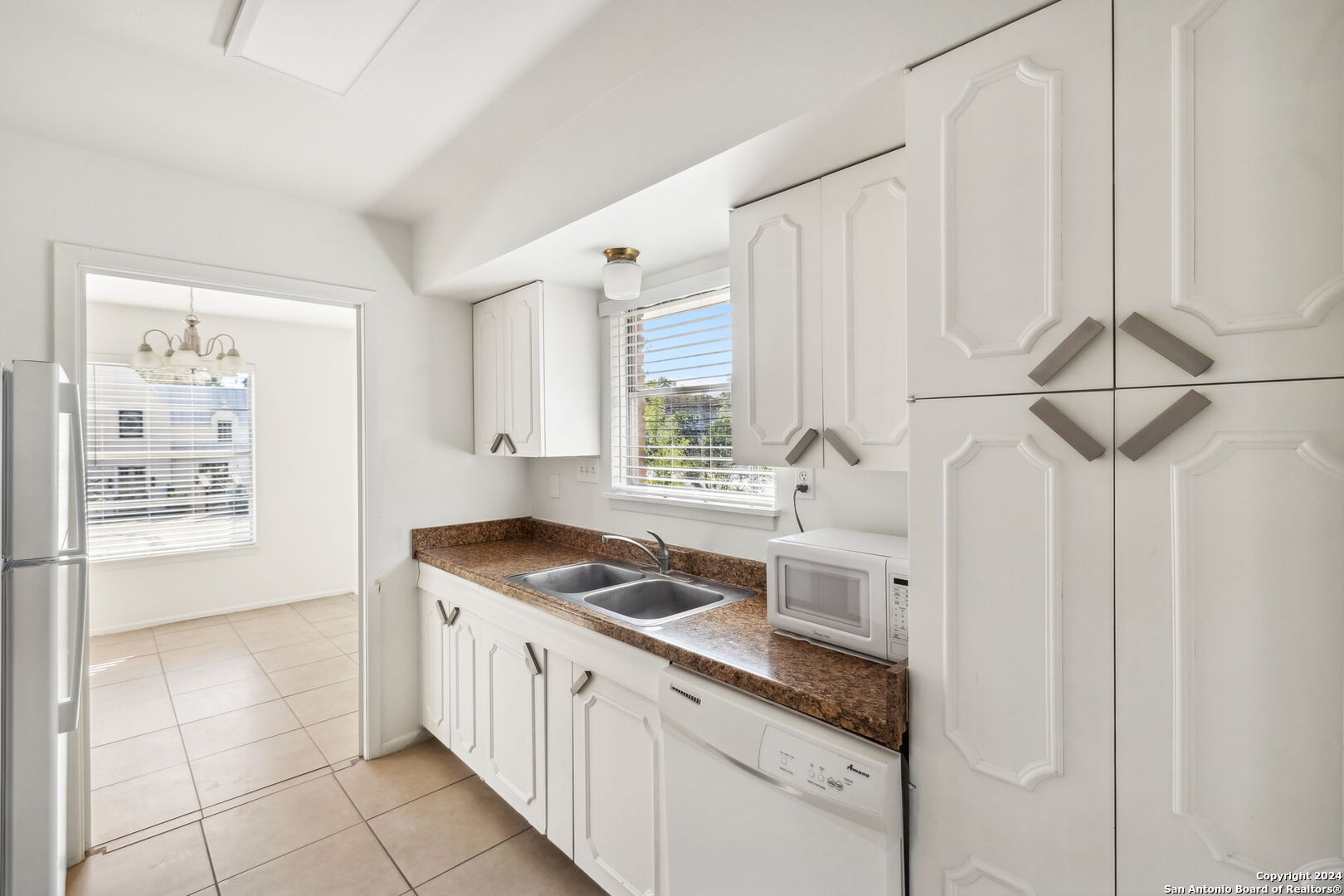 509 E Olmos Drive Olmos Park TX 78212