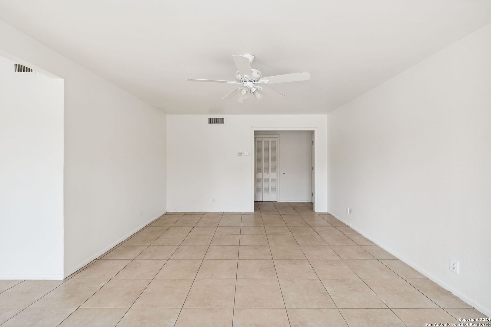 509 E Olmos Drive Olmos Park TX 78212