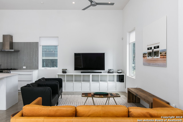 619 Leigh Street San Antonio TX 78210