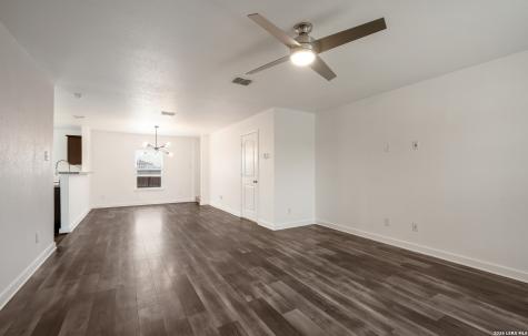 7322 Bowdre San Antonio TX 78252