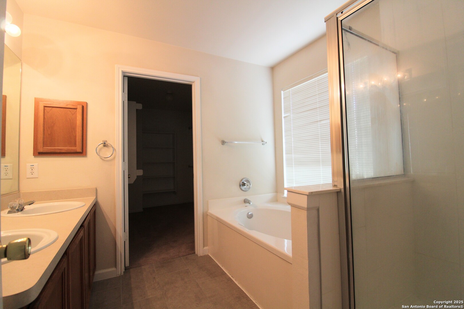 13142 Willowthorn Lane San Antonio TX 78249