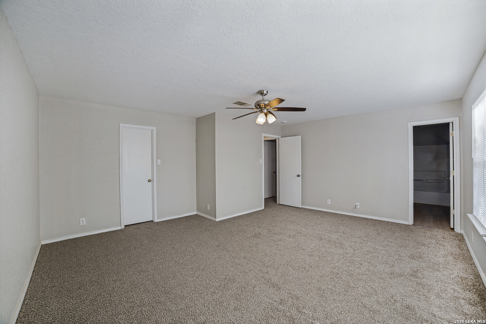 1515 Range Finder San Antonio TX 78245