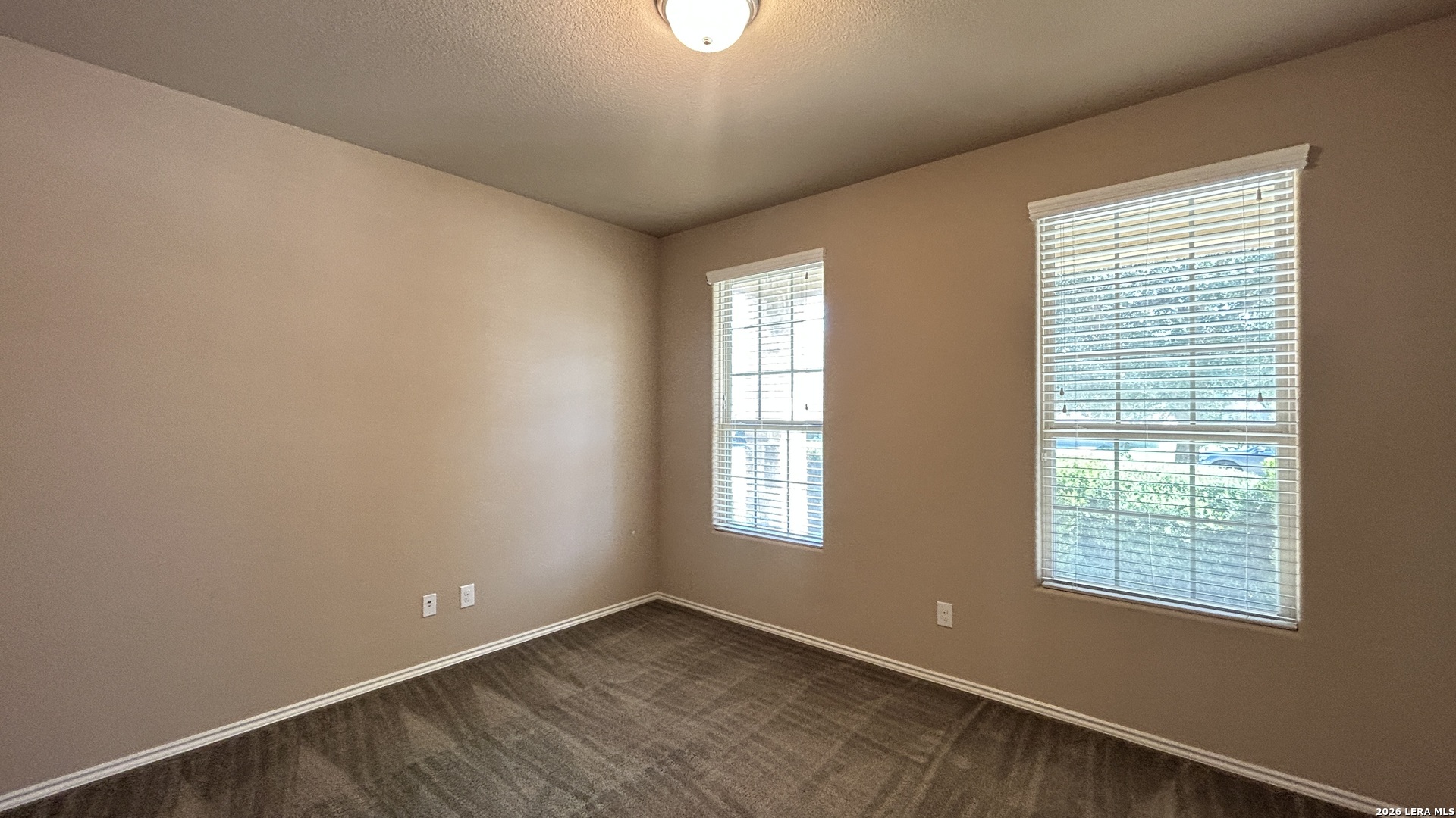 3739 Ox-eye Daisy San Antonio TX 78261