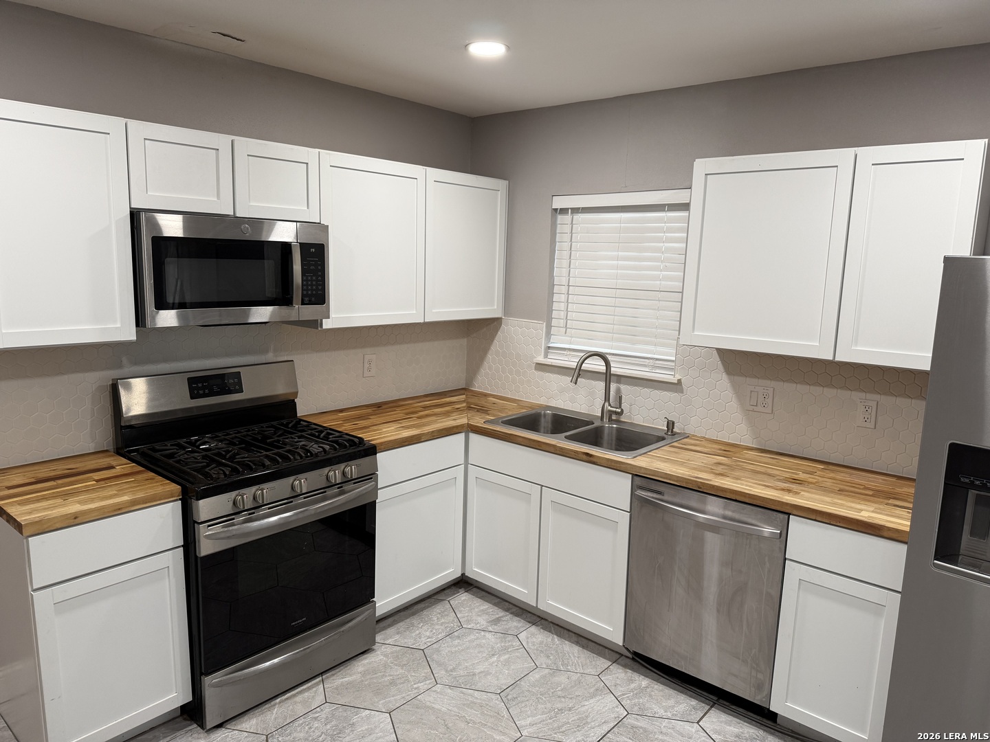 1345 W Hollywood San Antonio TX 78201
