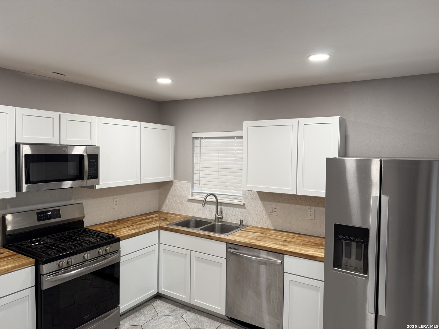 1345 W Hollywood San Antonio TX 78201