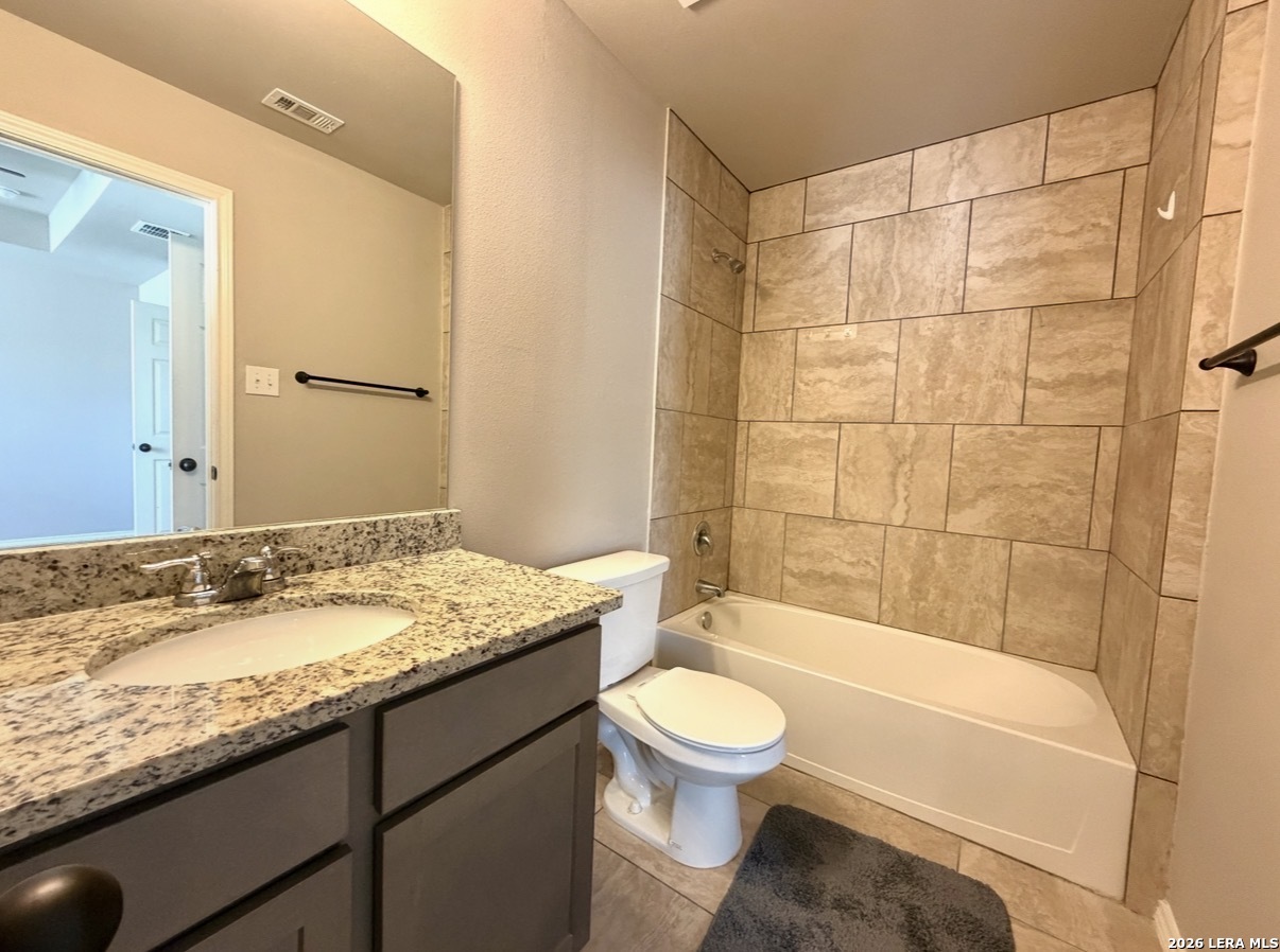 4138 Swans Landing San Antonio TX 78217