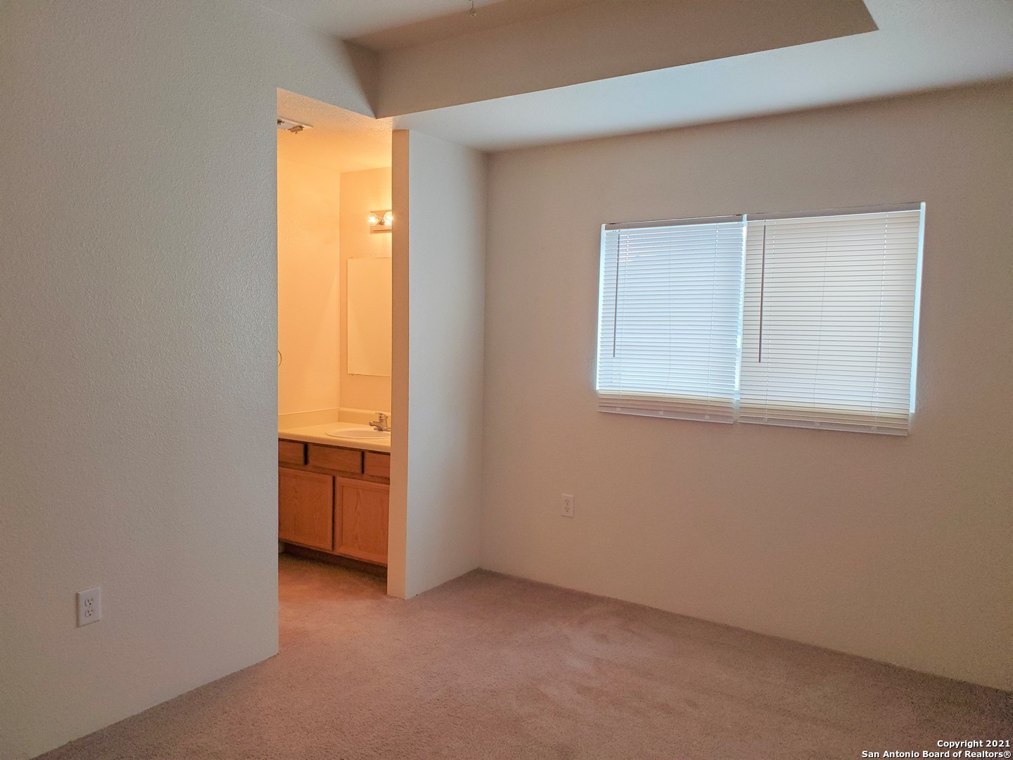 8917 Maverick Draw San Antonio TX 78250
