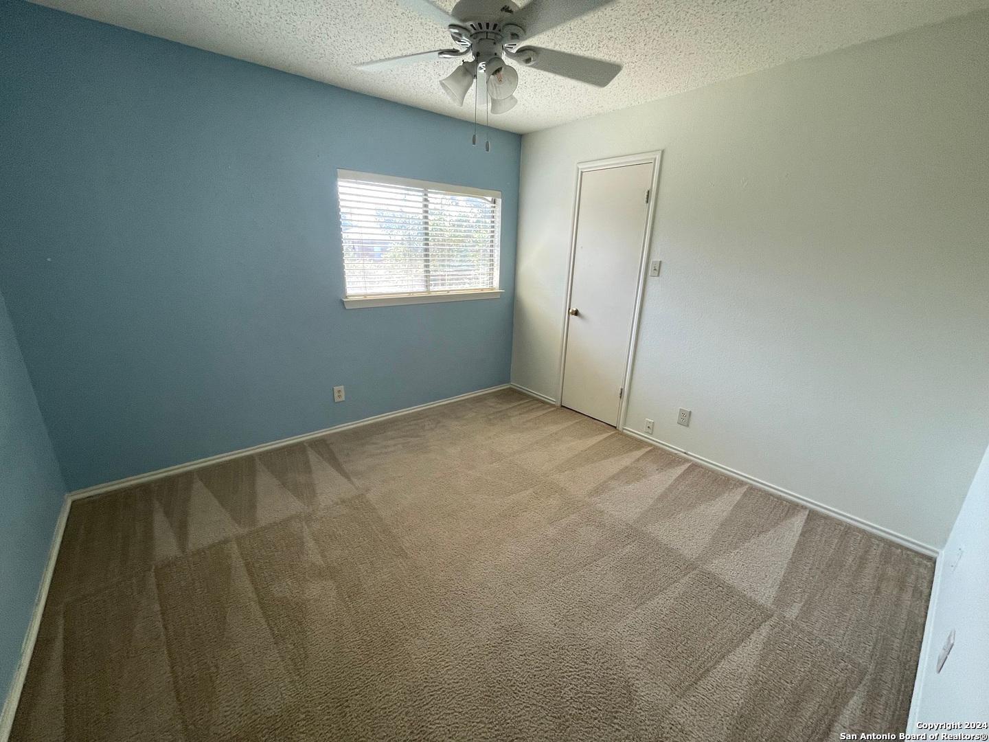 22022 Pelican Creek San Antonio TX 78258