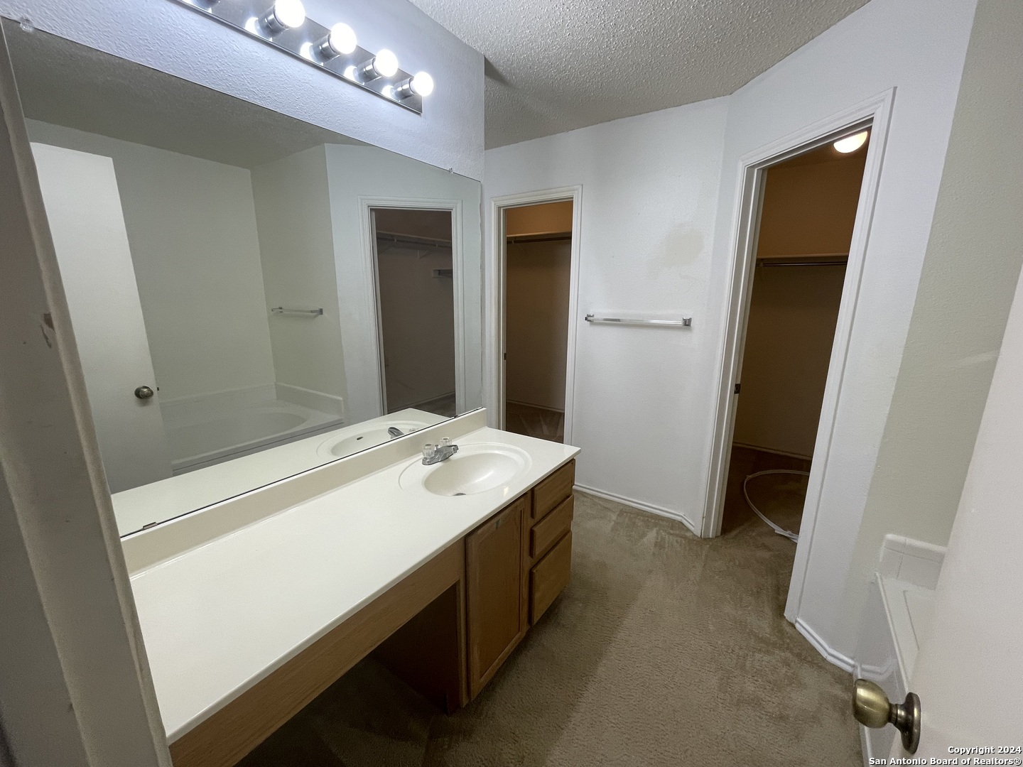 22022 Pelican Creek San Antonio TX 78258