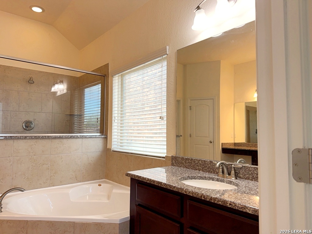 5319 Saffron Rose San Antonio TX 78253