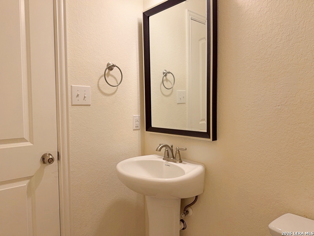 5319 Saffron Rose San Antonio TX 78253
