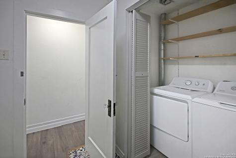 968 E Cedar Seguin TX 78155