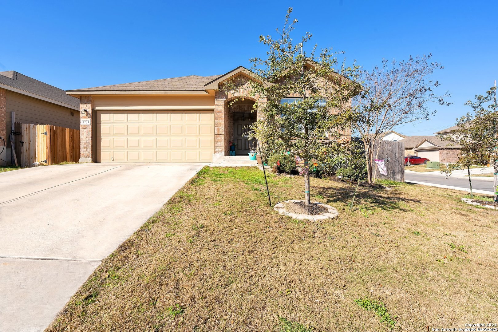 1703 Aspen Silver San Antonio TX 78245