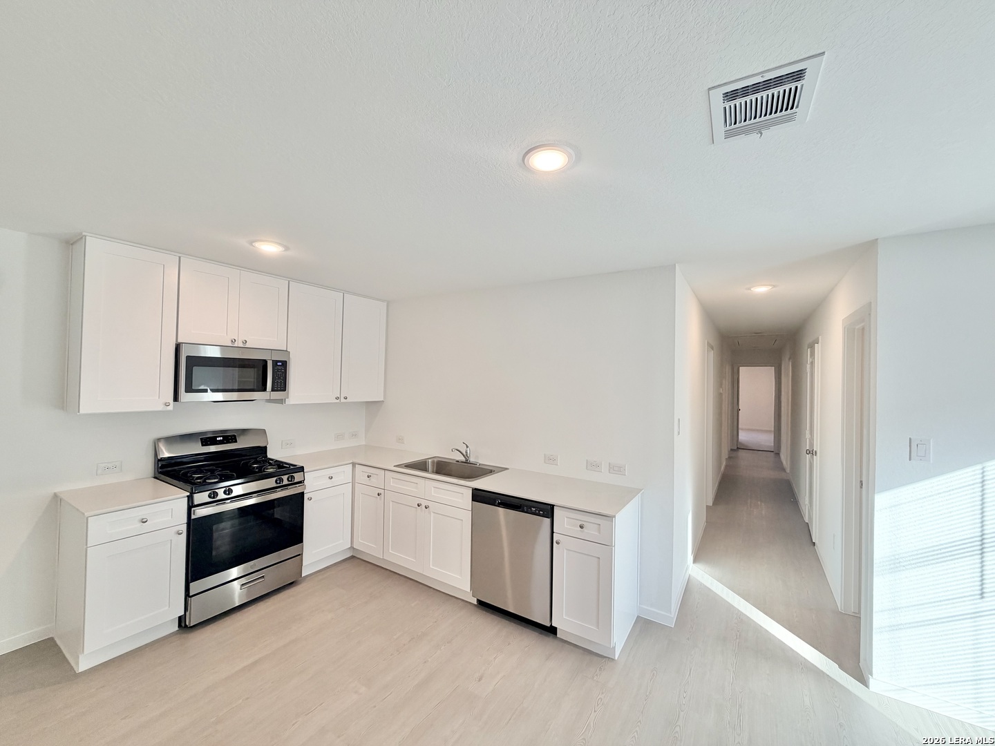 8604 Eucalyptus Hills San Antonio TX 78223