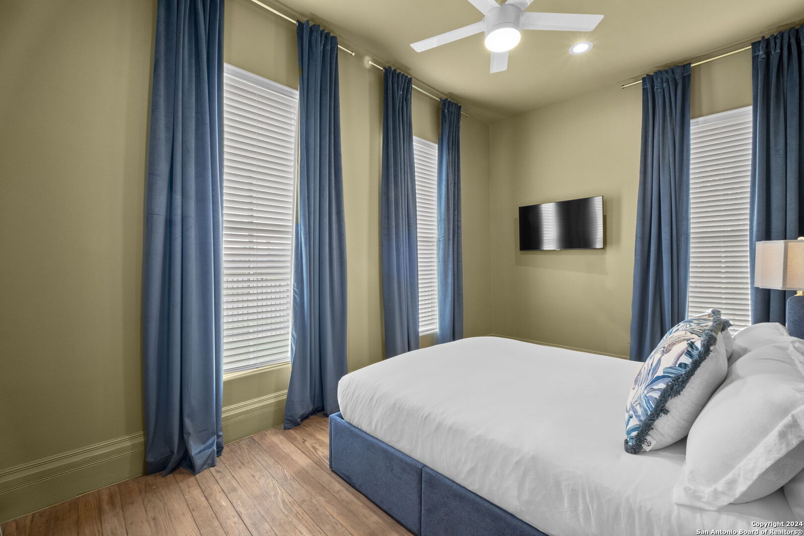 201 E Carson Street San Antonio TX 78208