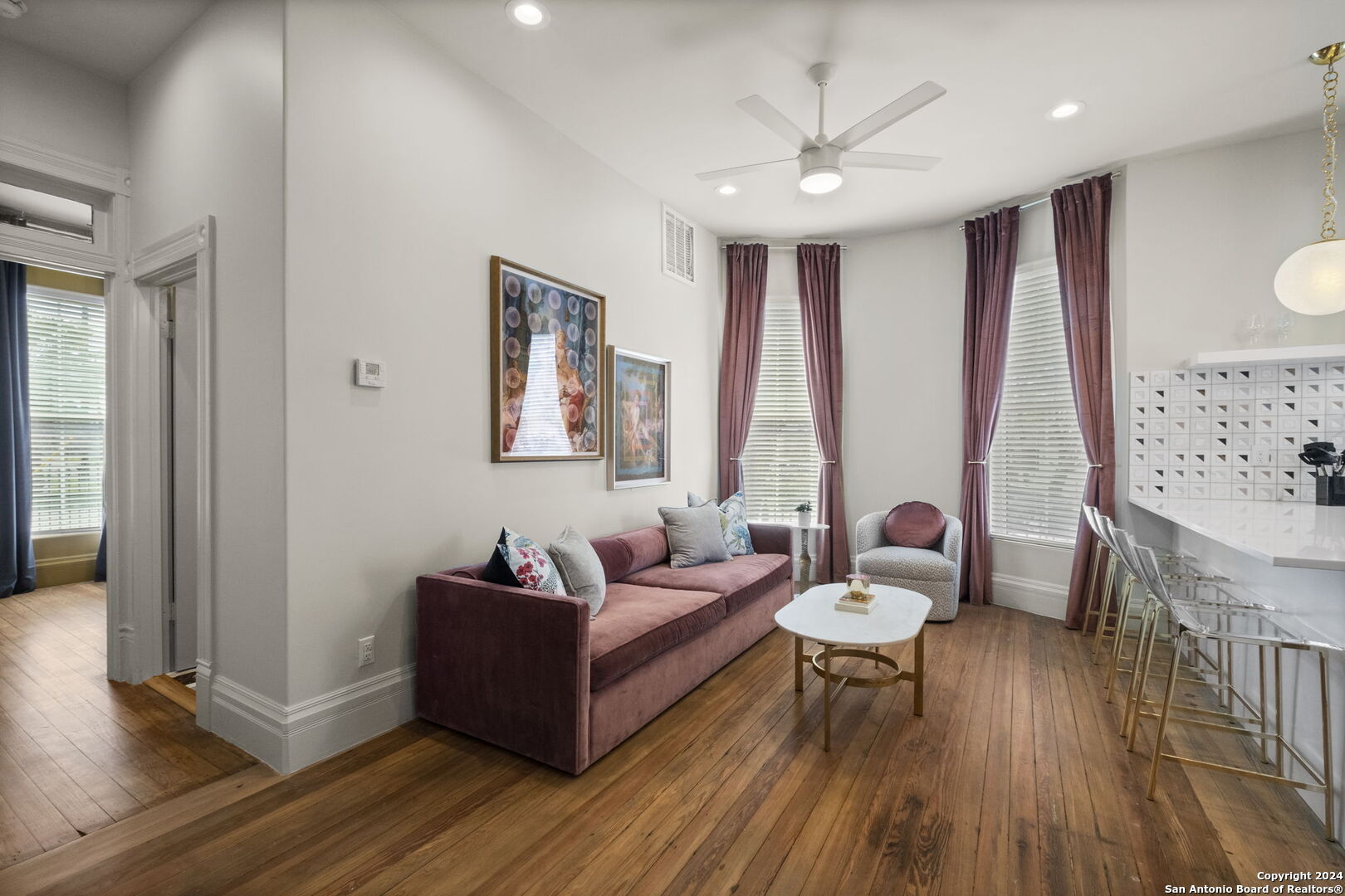 201 E Carson Street San Antonio TX 78208