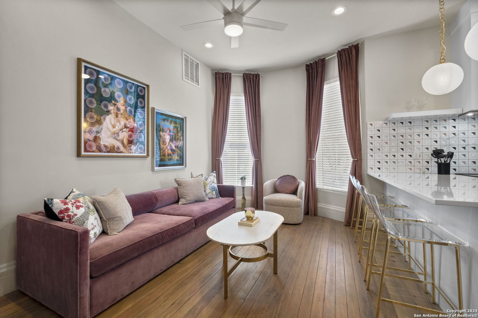 201 E Carson Street San Antonio TX 78208