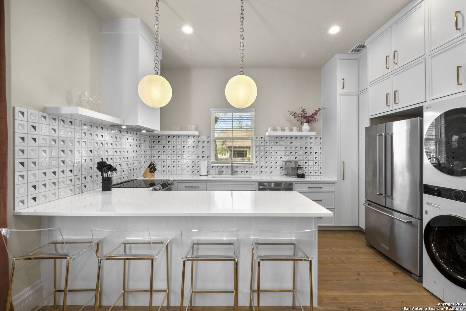 201 E Carson Street San Antonio TX 78208