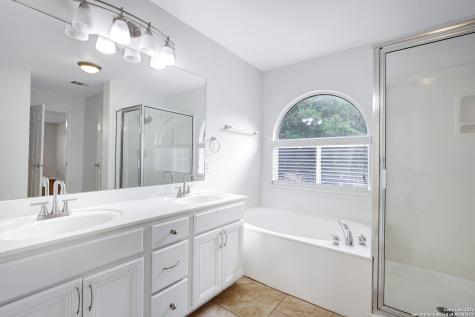 13738 Riverbank Pass Helotes TX 78023