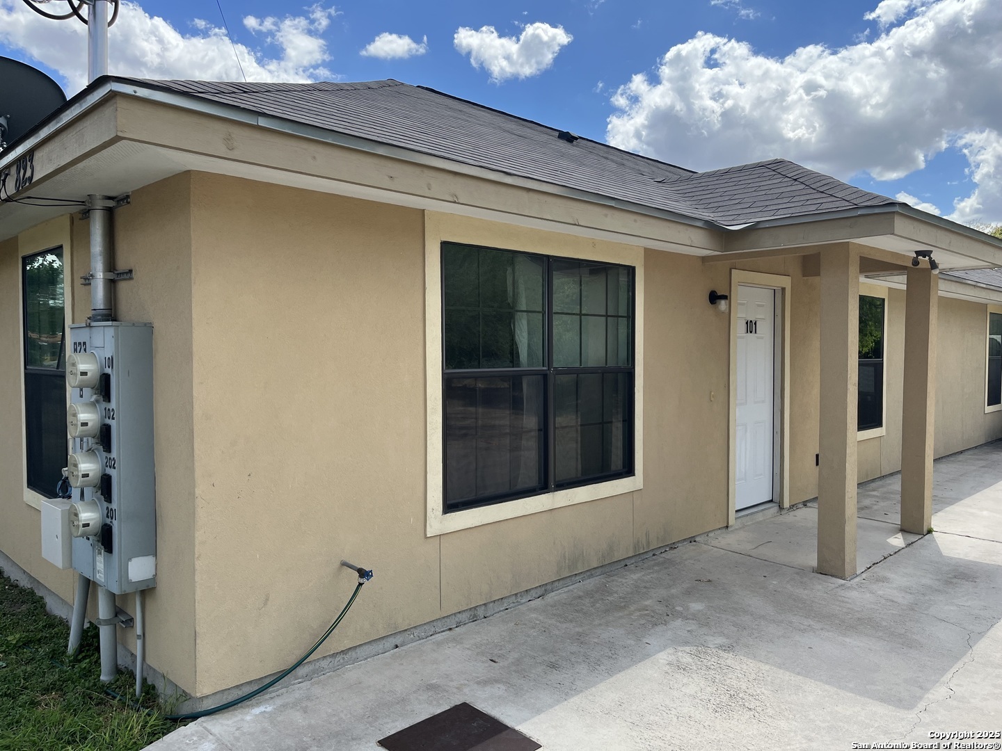 823 Bynum San Antonio TX 78211