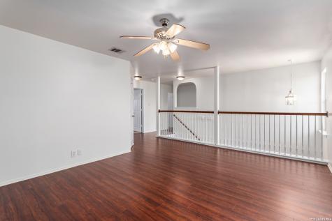 438 Leopard Claw San Antonio TX 78251