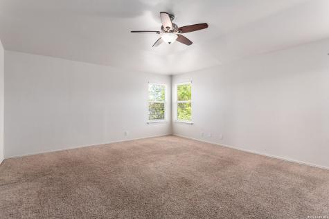 438 Leopard Claw San Antonio TX 78251