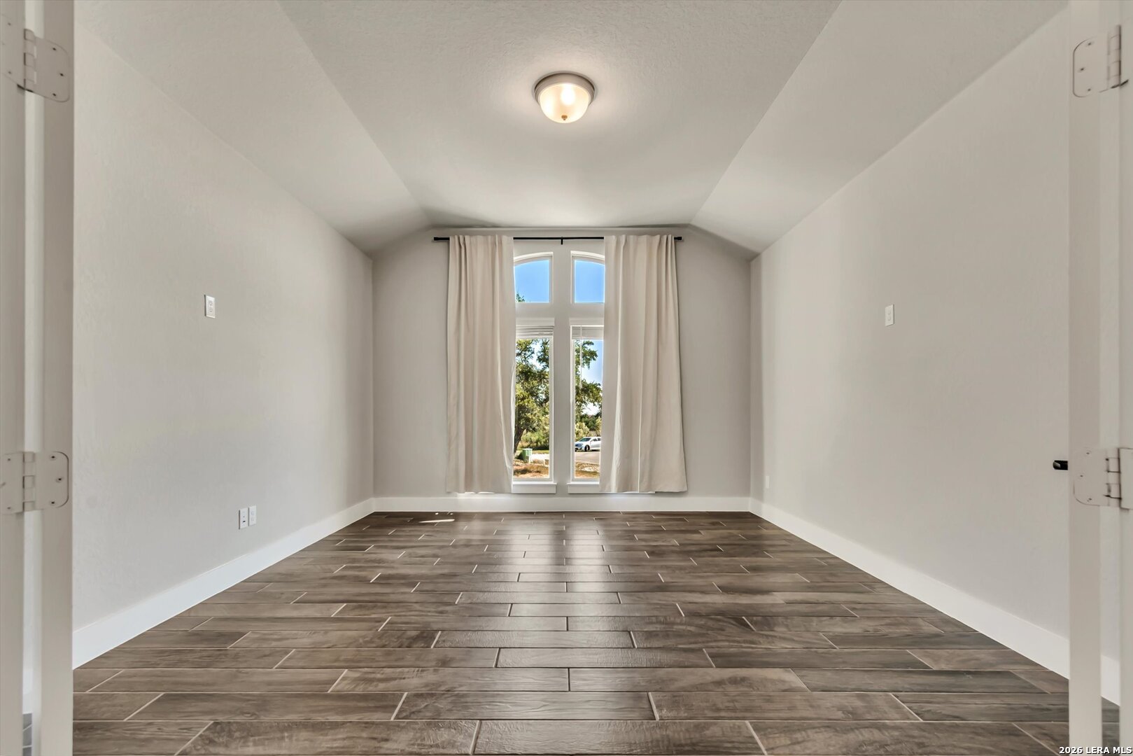 2059 Italia New Braunfels TX 78132