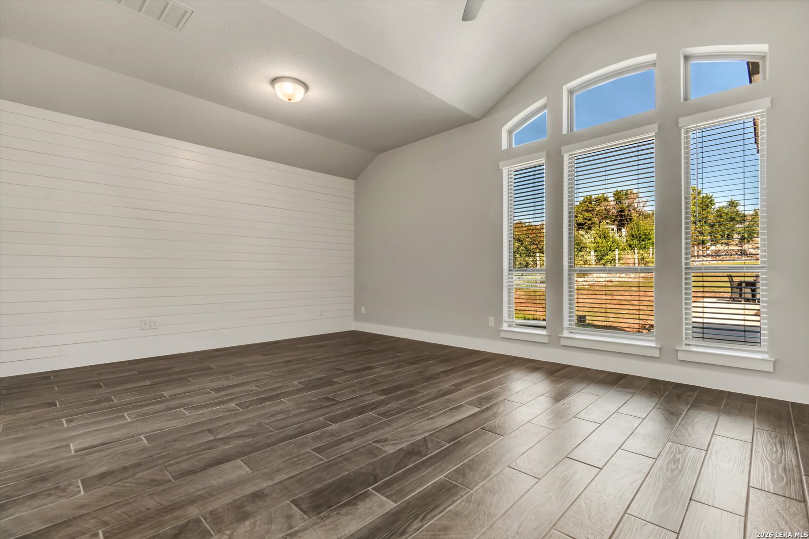 2059 Italia New Braunfels TX 78132
