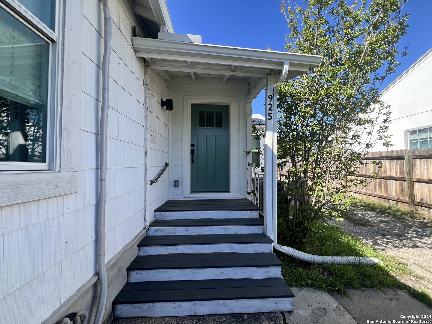925 Donaldson Avenue San Antonio TX 78228