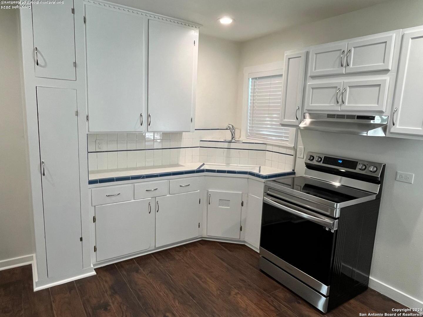 925 Donaldson Avenue San Antonio TX 78228