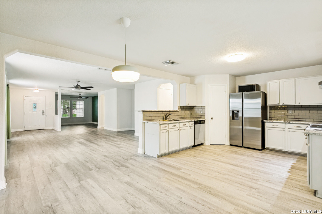 16302 Amberly Court Selma TX 78154