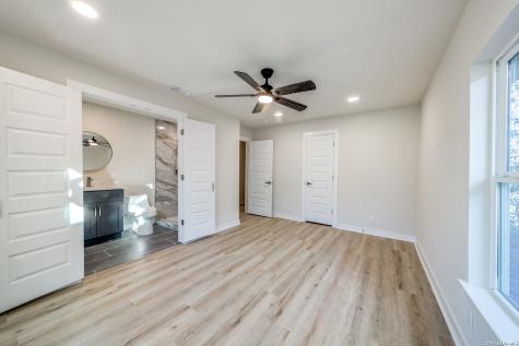 1414 Burleson San Antonio TX 78202
